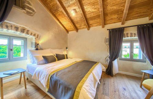 Luxury Jerini Estate - Photo 62