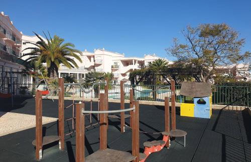 Top-floor 2 BR holiday home with sea view and pool - Foto 8