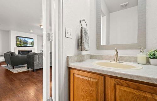 Spacious SIX Bedroom, Great Location - Foto 20