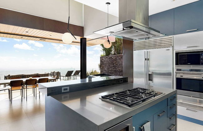 Hollywood Overlook by Avantstay Private Pool + Hot Tub Panoramic Views - Photo 45