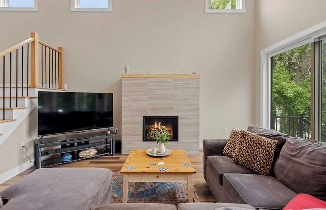 Lakeside Serenity by Avantstay Lakefront, Newly Built, Deck w/ Views! - Foto 8