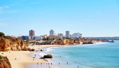 McRamé Design Apt Sea View, Beachfront, Swimming Pool, 2BDR, 2BAR, 6 pax, Praia da Rocha - Foto 4