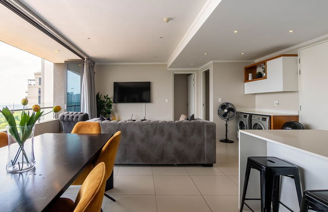 Sandton Smart Apartment Seventeen - Photo 10