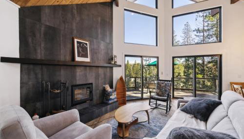 Golden Peak Cabin home - Photo 2