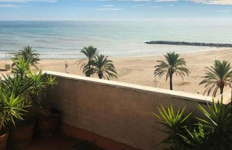 Espectacular ático dúplex con vistas al mar - Foto 4