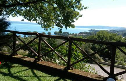 La Cerasa - il Lago fuori - Foto 7