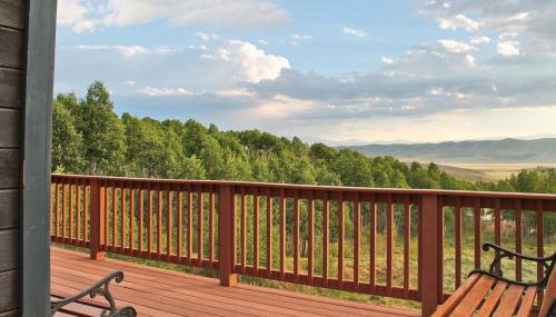 Awe Inspiring Mountain Lodge hot tub for large groups - Foto 3