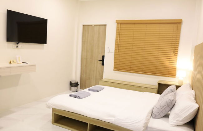 S.P.C. Apartment by Brodderud - Photo 5