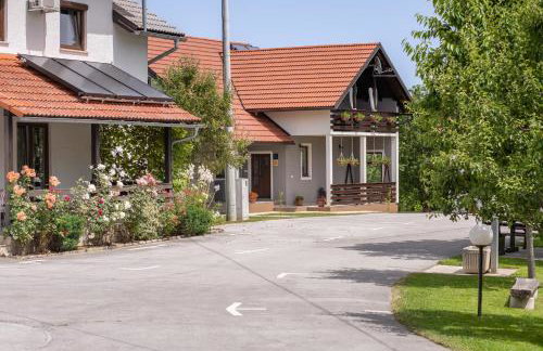 Deluxe Apartment with Jacuzzi - PATAR - Foto 21