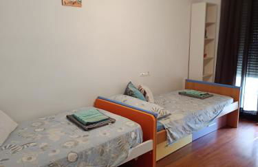 Camino de la Sierra Parking y Mascotas - Foto 10