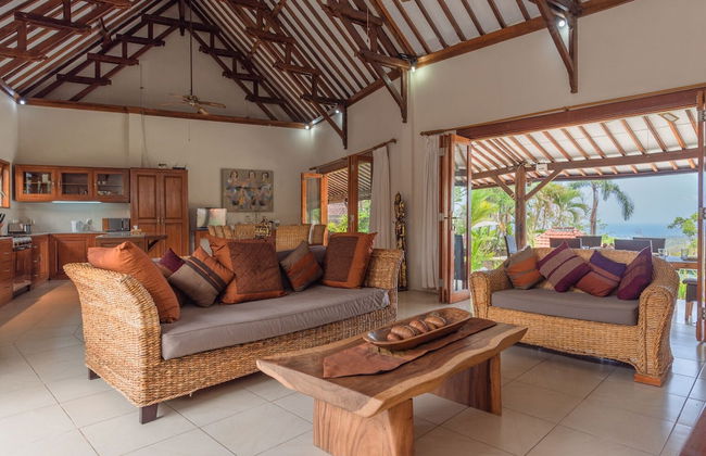 Villa Lotus Kayuputih - Foto 43