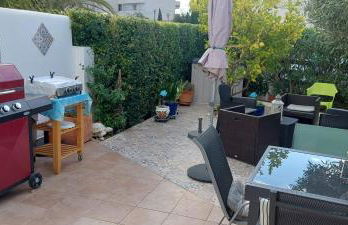 Bonito apartamento con gran terraza y piscina comunitaria AV-08 - Foto 38