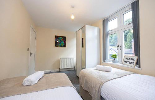 Accommodation in Newcastle Under Lyme - Foto 7