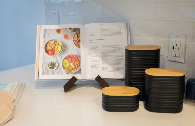 Steps From the Sand/boardwalk Outdoor Dining, Parking, and Patio in Newport - Foto 17