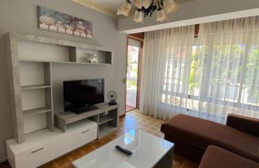 Piso grande y muy luminoso - Photo 1