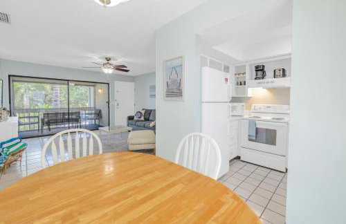 Private Patio - Walk to Beach Shops & More! - Foto 8