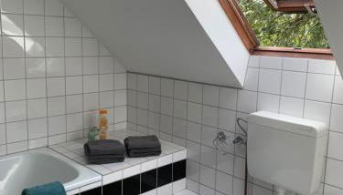 Kleines Apartment in Mönchengladbach-Neuwerk - Foto 4, towels