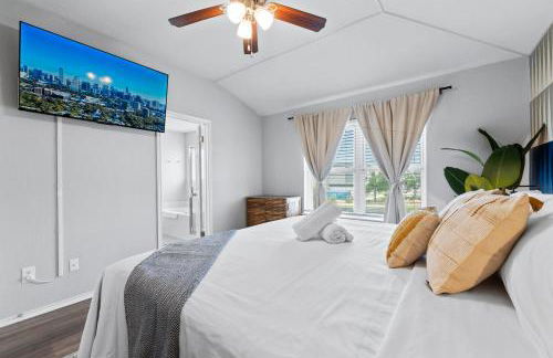 Cowboy Pool - Large Patio - King Bed - Firepit Table - Pet Friendly - Photo 18