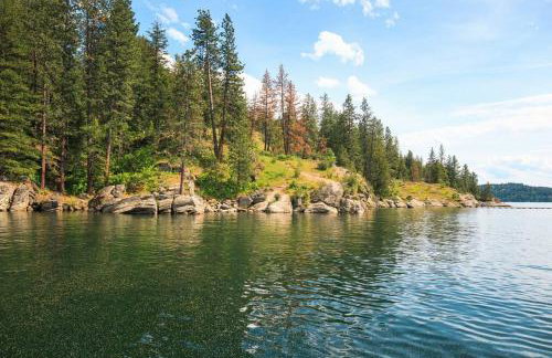 Hot Tub and Spacious Backyard Close to Lake! - Foto 3