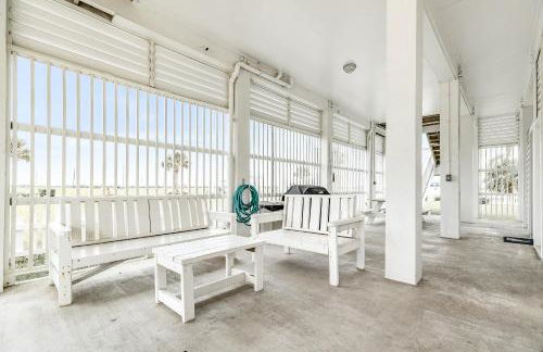 Seaside Haven - Photo 24