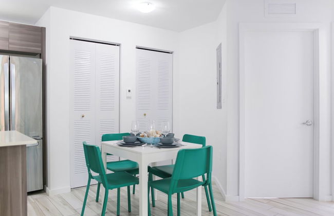 Stylish Stay by Wynwood & Biscayne Bay - Photo 7