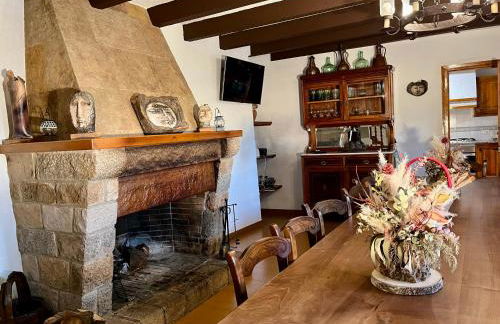 Masía Can Janet alojamiento rural con piscina privada en plena naturaleza - Foto 8