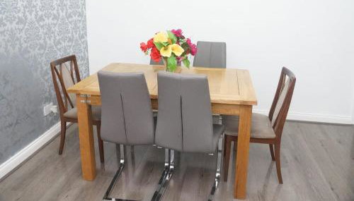 CHEADLE HOUSE HOLIDAYS - Foto 3