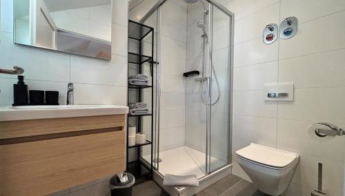 Buschschänke Lomnitz - Appartements - Foto 3, Shower