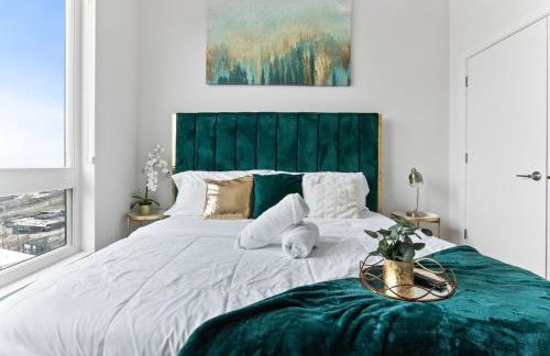 NEW! Royal Penthouse King Bed Amazing Views! - Foto 12