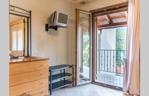 Small House with Garden & View - Foto 15