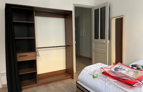 T4 Hausmanien Calme Jardin Alexandre Place de la Liberté - Foto 14