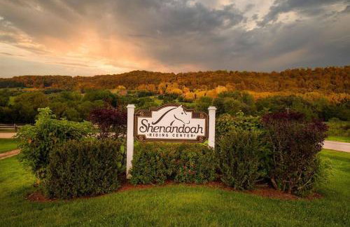 Relaxing 2Bedroom Townhome w/Playroom & Great View - Foto 54