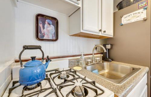 2 Mi to Beaches Cozy Peaceful Escape with Deck - Foto 9