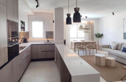 Piso reformado de diseño c/terraza. Playa el Ancla - Foto 18