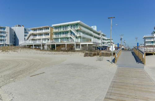 Stunning Beachfront Condo with Panoramic Ocean View - Foto 21