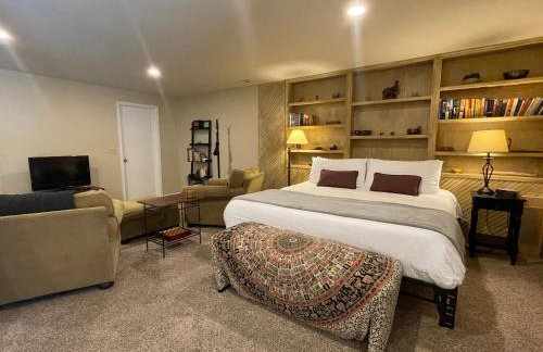 Couples Retreat With Hot Tub, Sauna and Steam Room - Foto 6