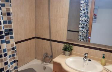 Piso de lujo THE HAPPY PLACE - descansar y trabajar en Golf Panoramica para 4 pers - internet fibra GRATIS - Foto 25