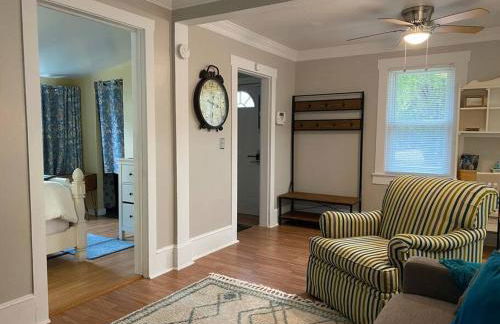 Potomac River Quantico Marines 2BR Bungalow Home - Foto 16