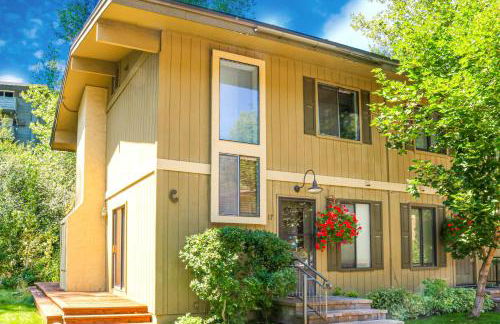 Downtown Creekside Getaway - Foto 1