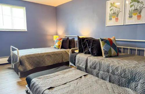 2 Full Apartments 4 Bedrooms with 11 beds plus Parking - Foto 14