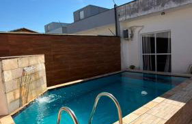 Casa em Itanhaém com 2 quartos garagem p 2 carros, churrasqueira, piscina 200 m da praia - Photo 3