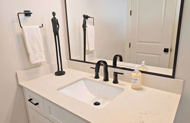 Northside Retreat Chic 3 Bdr, Pet Friendly! - Foto 28