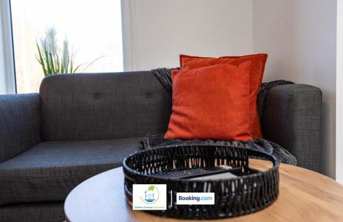 Cosy Retreat By Green Haven Escapes Short Lets & Serviced Accommodation Seacroft With Free Off-Street Parking & Pet-Friendly - Photo 25