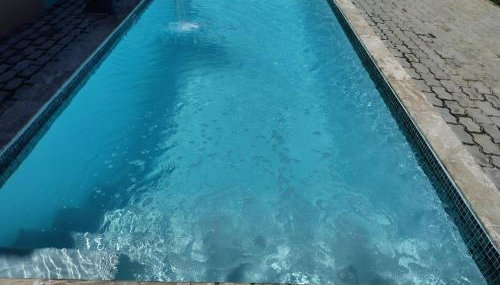 Refúgio Guarajuba, 50m da Praia, Piscina, Recarga EV, área gourmet, churrasqueira - Foto 4