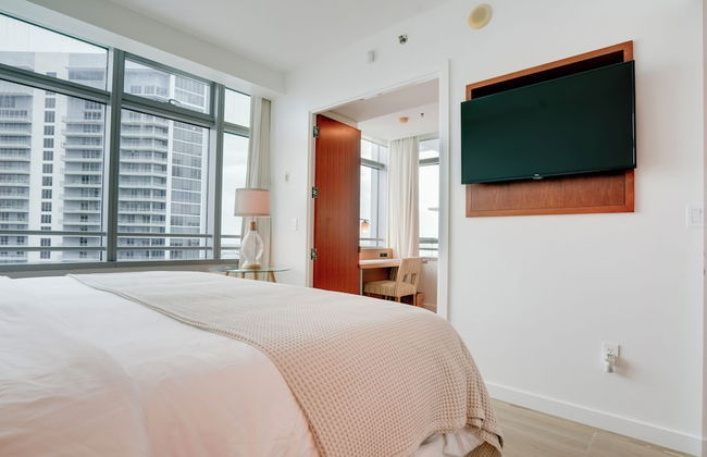 Oceanfront Luxury Condos - Photo 4