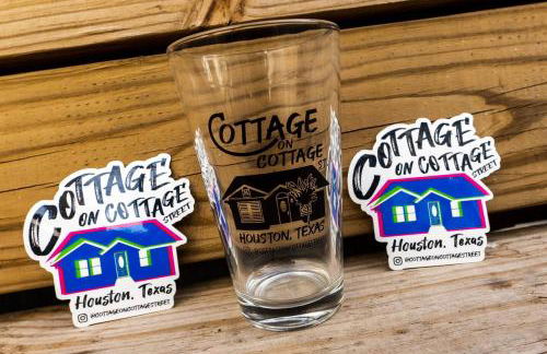 Casa Hosum - 7 mins Downtown Sleeps 9 King Bed Fenced Yard - Foto 13