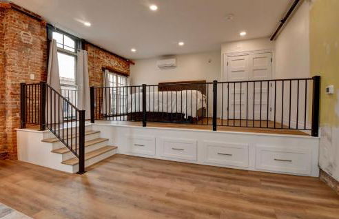 Kaufman Suite- BY BUSY INTERSECTION - Foto 7