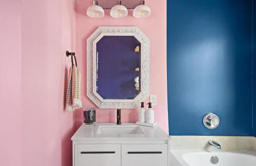 INSTA worthy Home! *Sleeps 8* - Walker's Point! - Foto 72