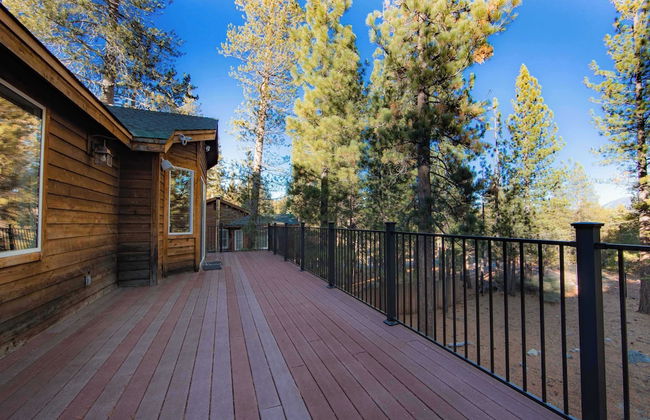 Fully Remodeled Tahoe Retreat with Game Room and Hot Tub - Foto 52