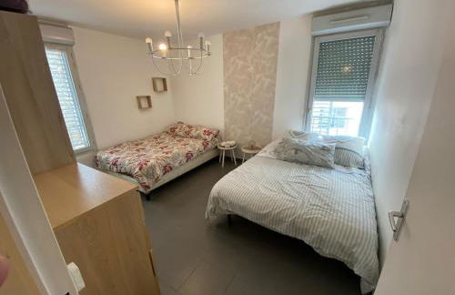 FLC- Vaste T2 -Parking-Air Conditioning-Terrace-6p-St Charles - Foto 6